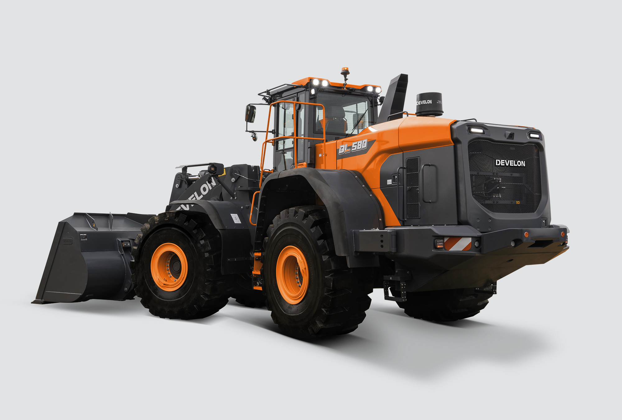 Cargadores Frontales DEVELON Cargador frontal DL580-5