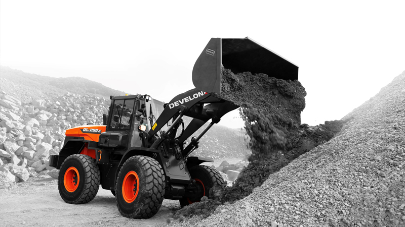 Cargadores Frontales DEVELON Cargador frontal DL250A-7M