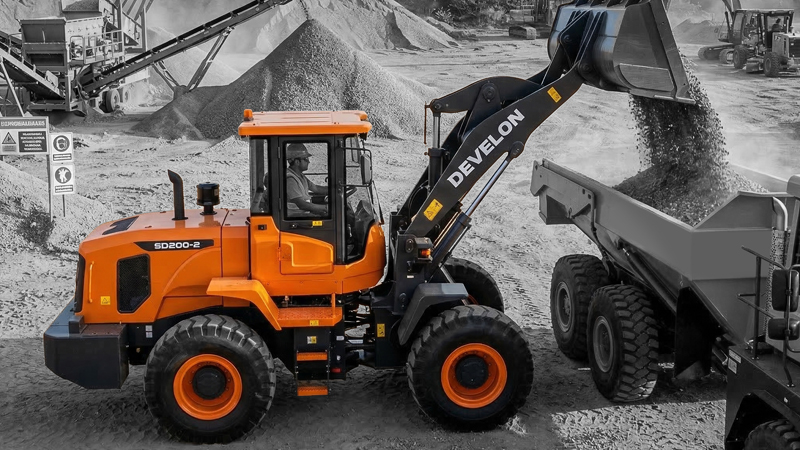 Cargadores Frontales DEVELON Cargador frontal SD200-2