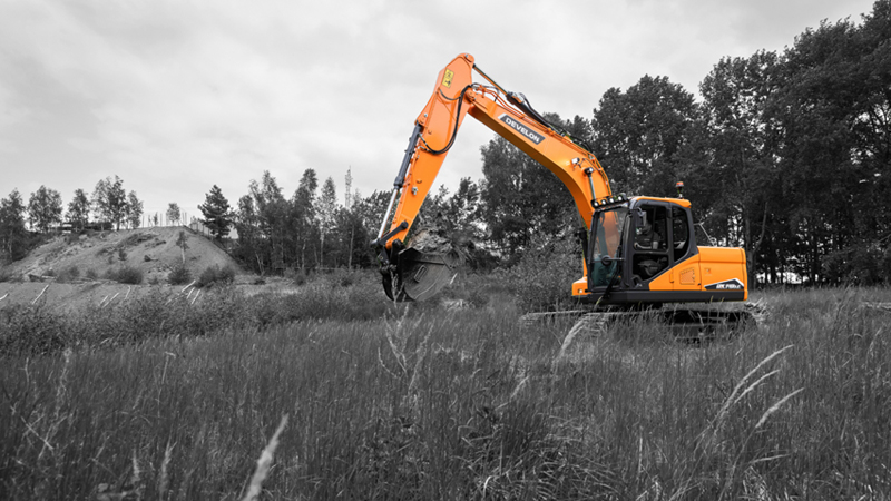 Excavadoras sobre Orugas DEVELON DX140LC-7(K)