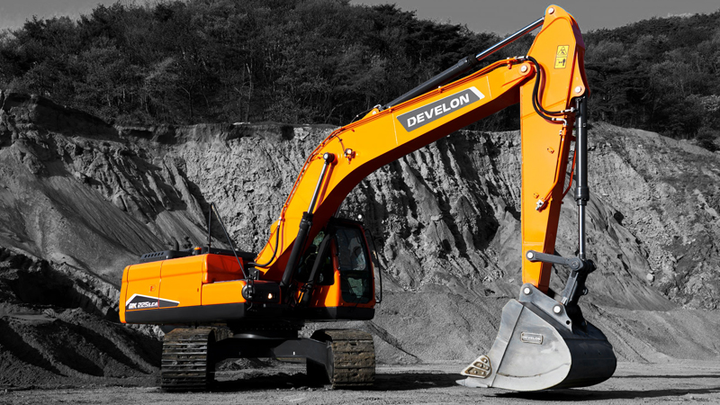 Excavadoras sobre Orugas DEVELON Excavadora DX225LCA-2