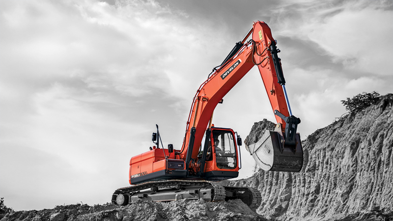 Excavadoras sobre Orugas DEVELON Excavadora DX225LCA-7M