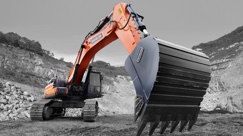Excavadoras sobre Orugas DEVELON Excavadora DX490LC-7B