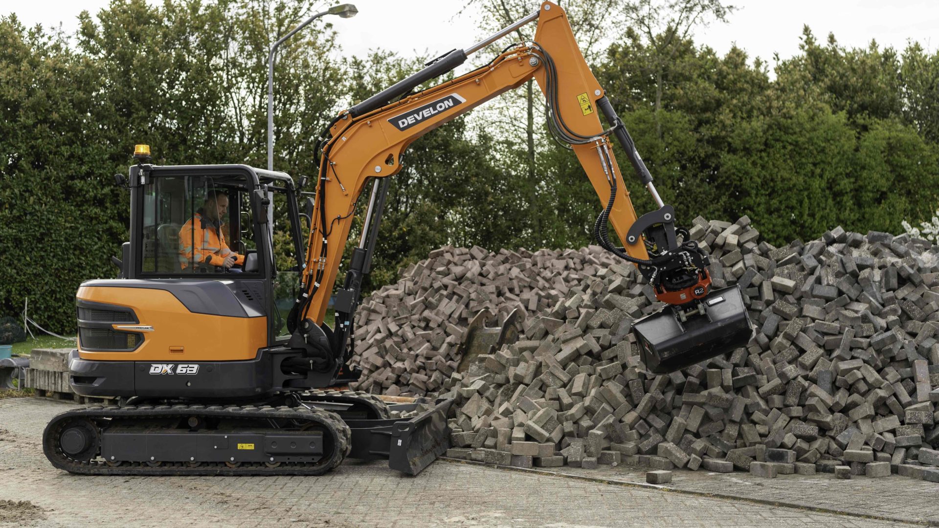 Miniexcavadoras DEVELON Imagen