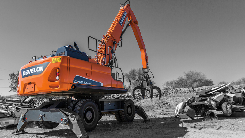 Aplicaciones Especiales DEVELON DX210W MH