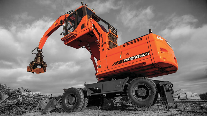 Aplicaciones Especiales DEVELON DX210W MH