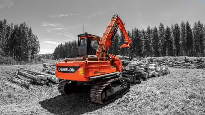 Aplicaciones Especiales DEVELON Cargador de Troncos DX225LL-7