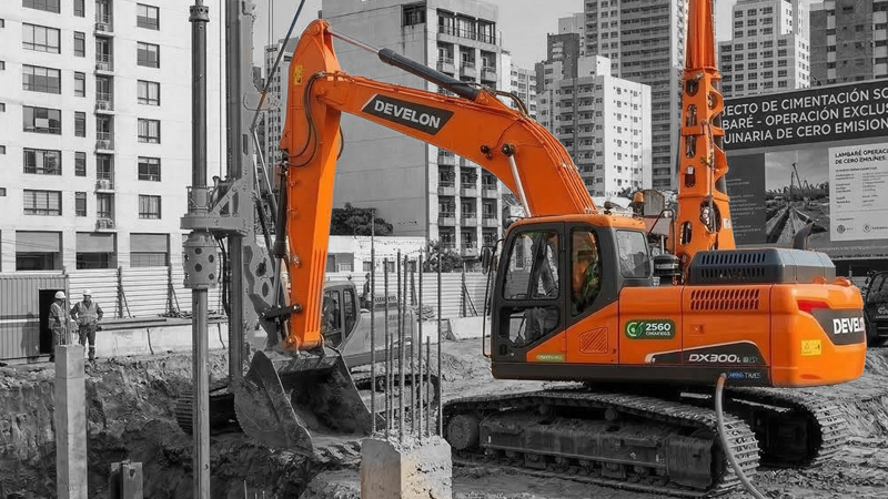 Aplicaciones Especiales DEVELON Excavadora eléctrica DX300-E